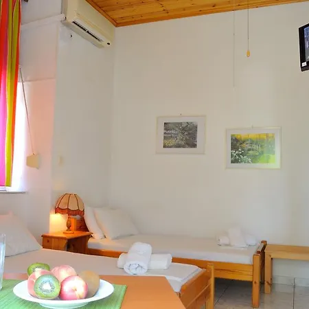 Armonia Λουτρά Αιδηψού